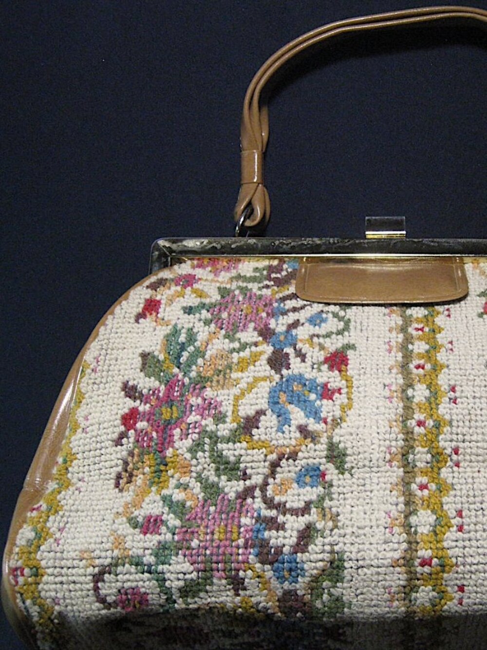 Floral Tapestry Vintage Carpet Bag Satchel Purse Vinyl Handles Metal Feet